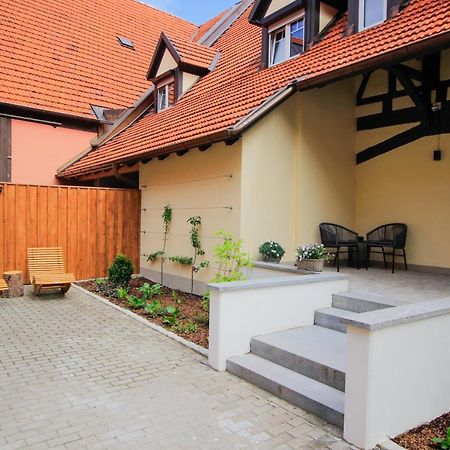 Gasthof Pension Zum Goldenen Hirschen Burgbernheim Екстериор снимка