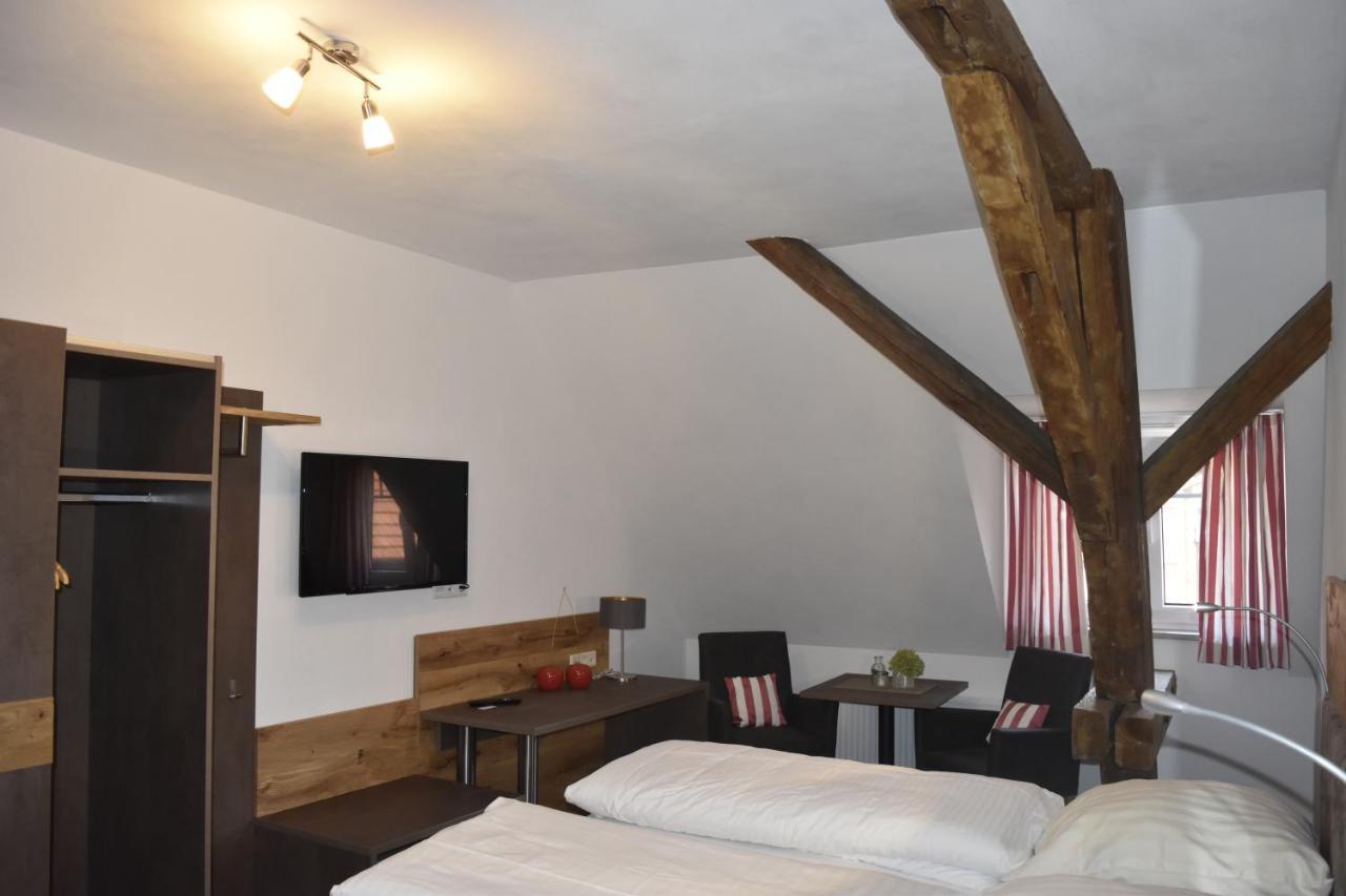 Gasthof Pension Zum Goldenen Hirschen Burgbernheim Екстериор снимка